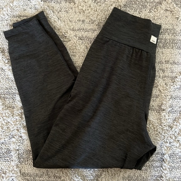 Vuori Lux at Ease Pants - Picture 2 of 3